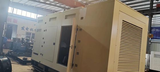 Richtungsinjektion 1000KVA Guangxi Yuchai Stille Lautsprecher Dieselgenerator für 50/60HZ Frequenz