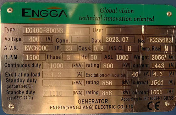 800 kW Guangxi Yuchai Dieselgenerator mit Luftfilter und Wasserkühlsystem